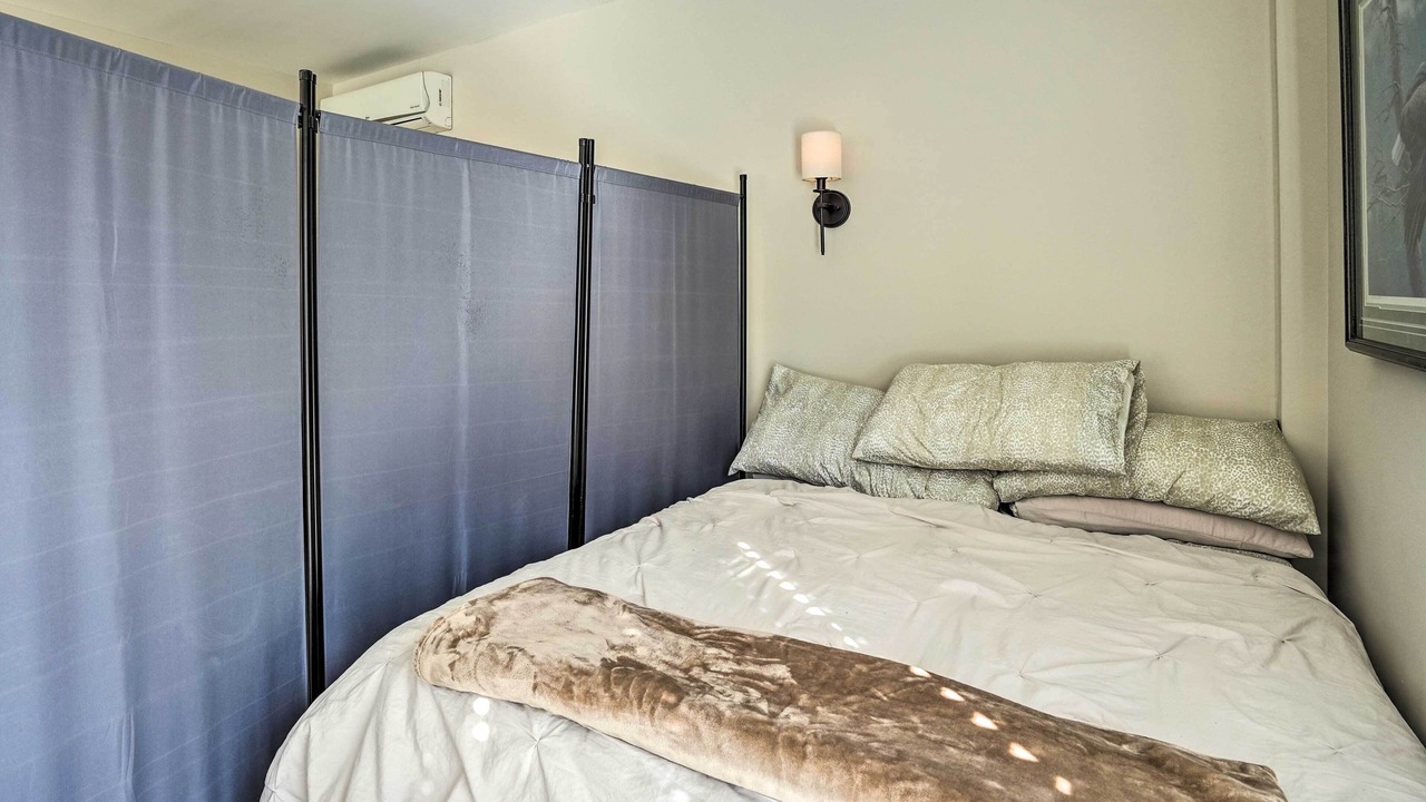 Photo of Bedroom in Pleasant Hill