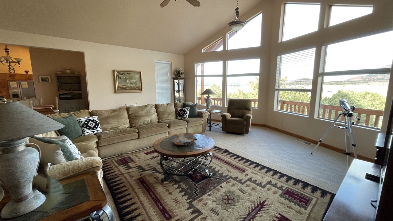 Photo of Livingroom in Apple Valley