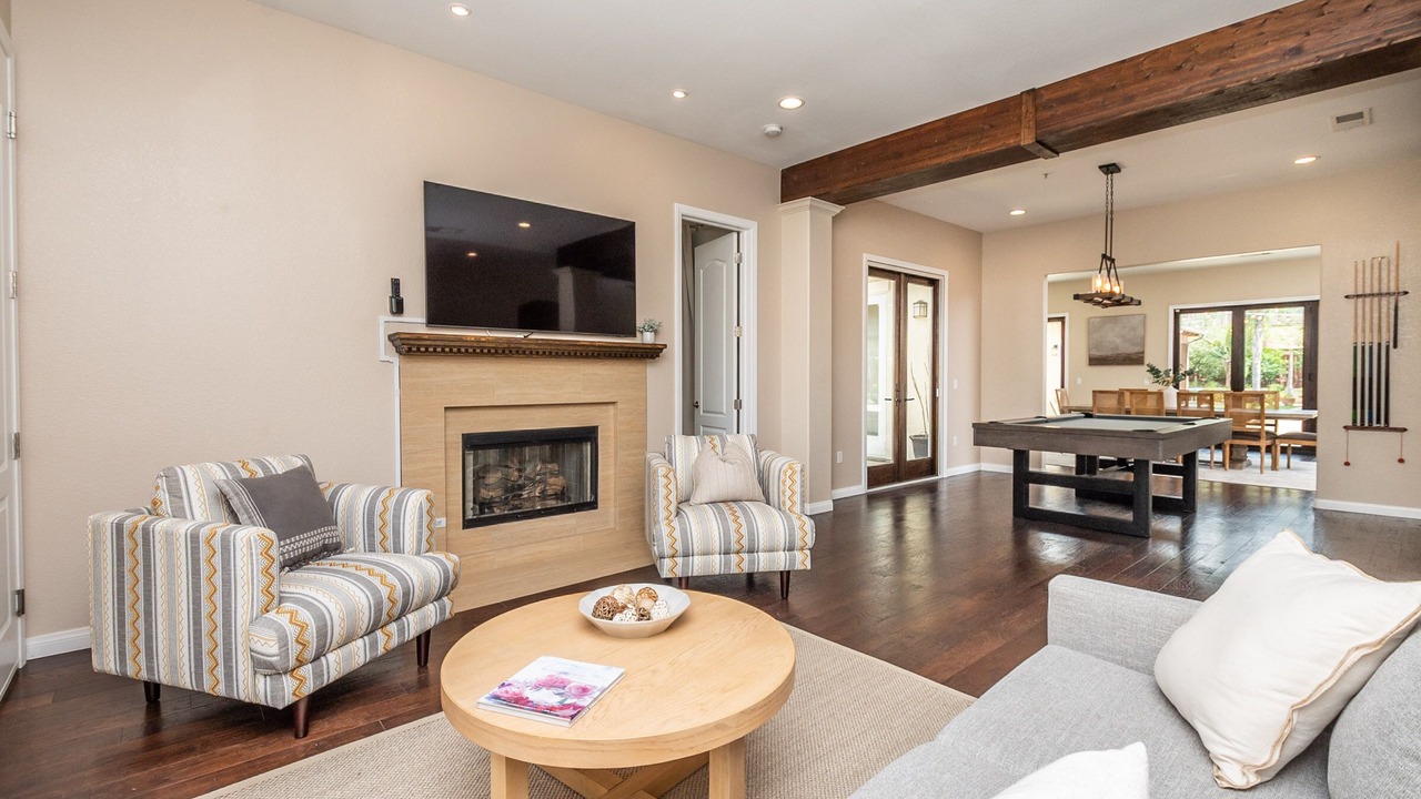 Photo of Livingroom in Vista