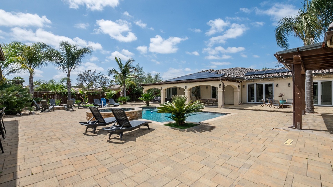 Photo of Outdoor in Vista