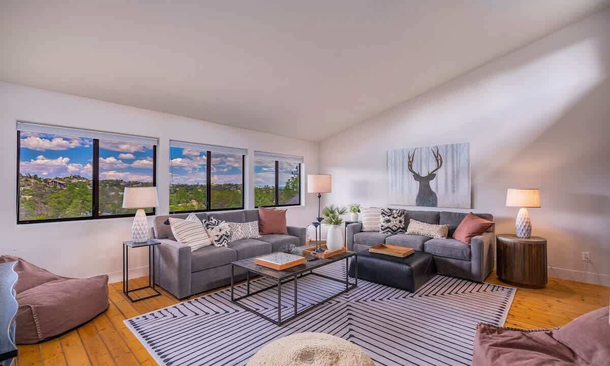 Photo of Livingroom in Prescott