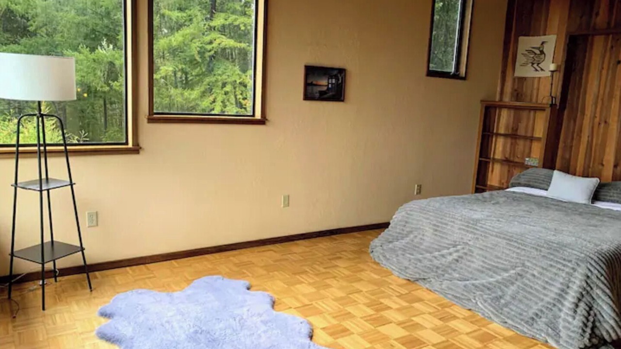 Photo of Bedroom in Myers Flat