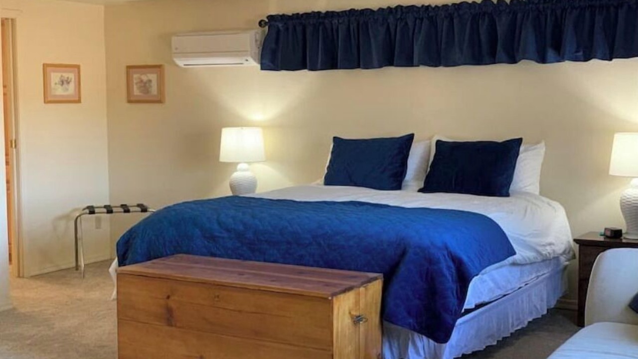 Photo of Bedroom in Dewey-Humboldt