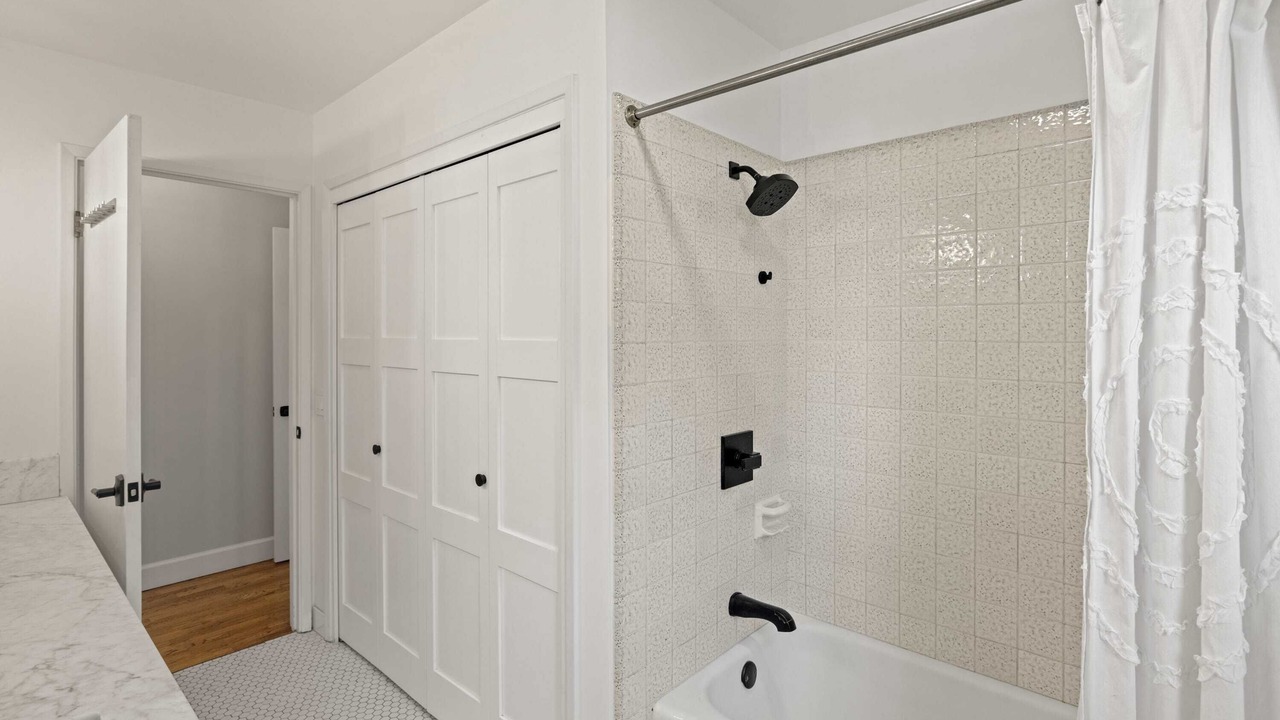 Photo of Bathroom in Hatton Fields
