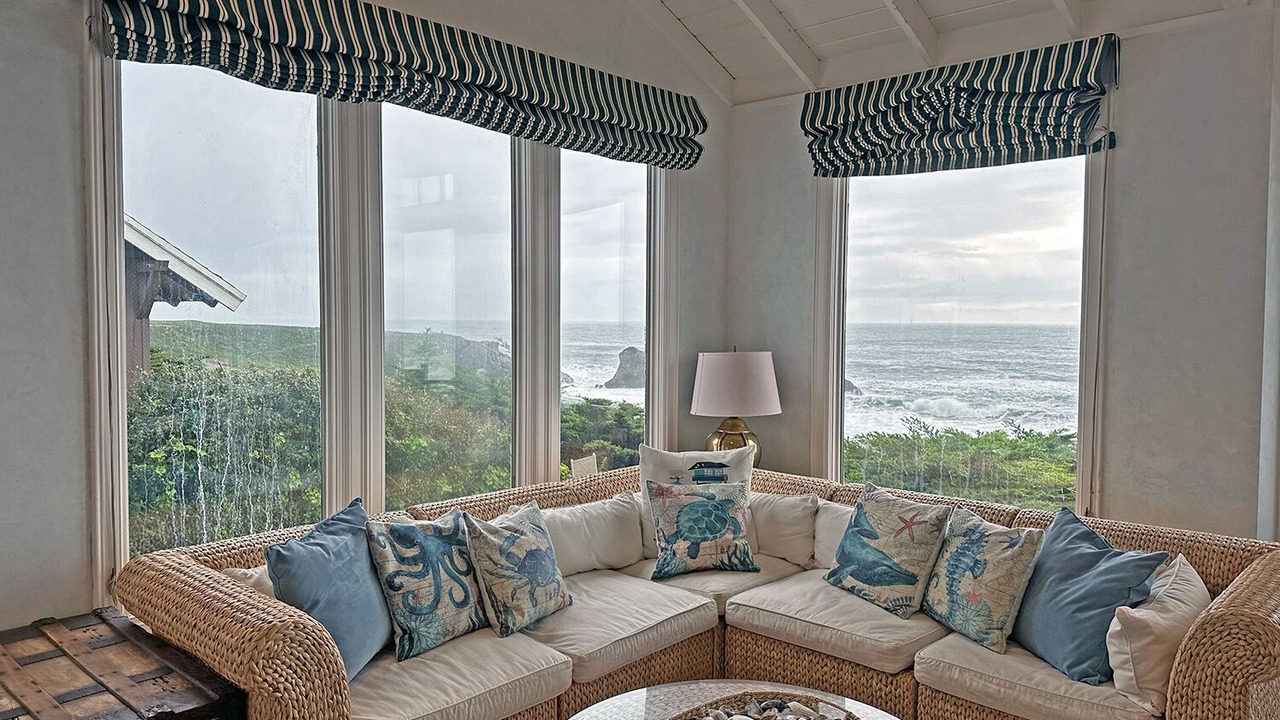 Photo of Livingroom in Bodega Bay