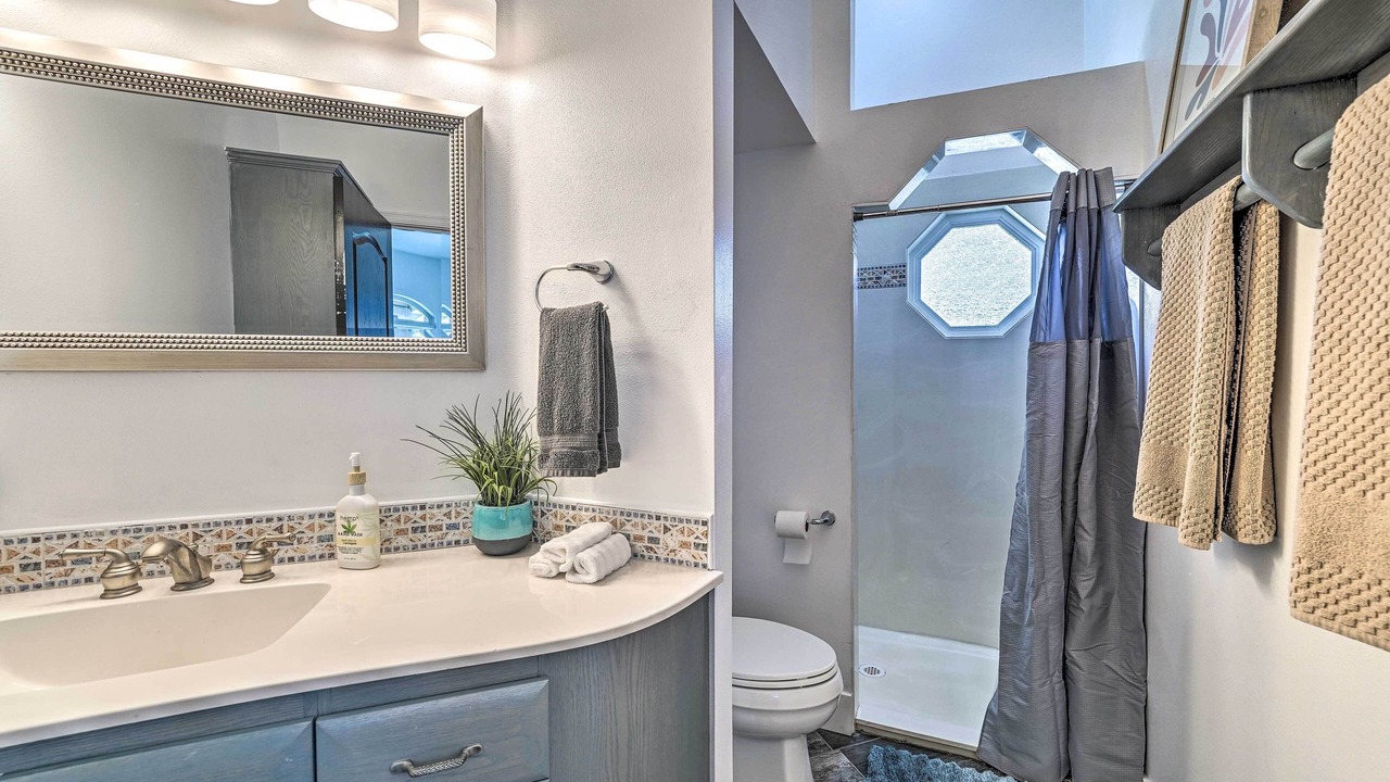 Photo of Bathroom in Parker Strip
