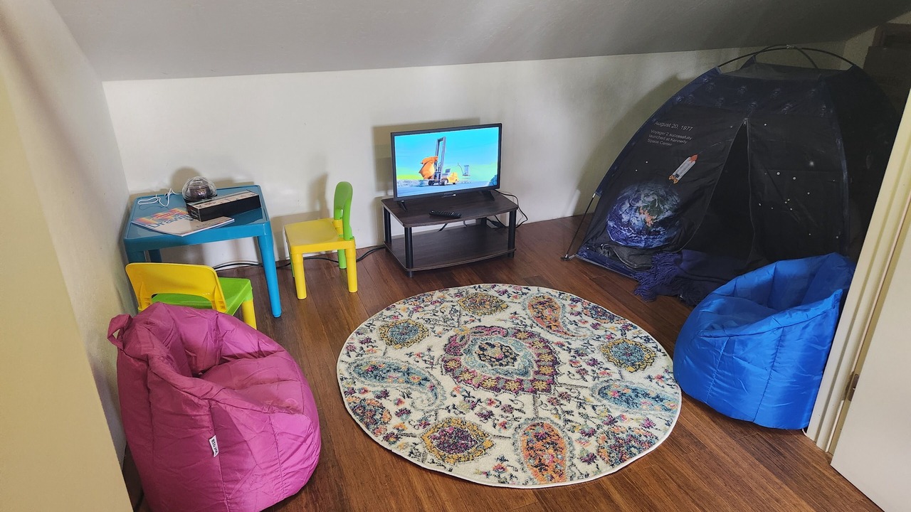 Photo of Bedroom in Gualala
