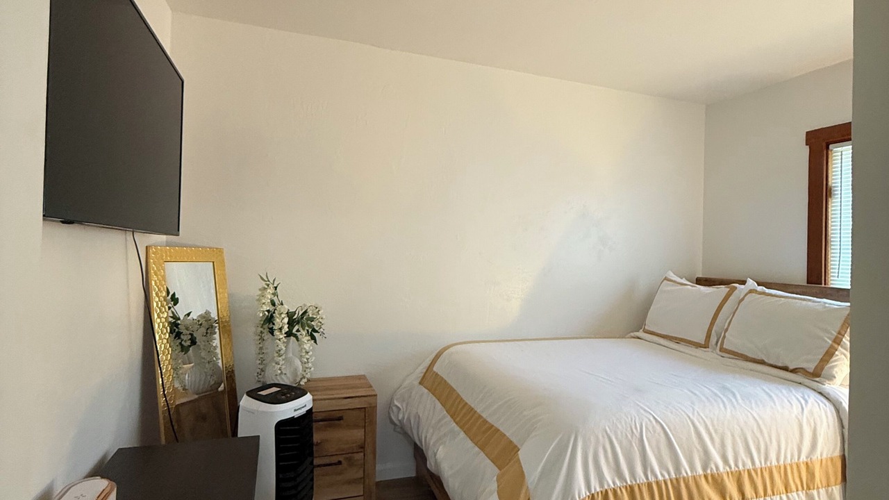 Photo of Bedroom in Isleton