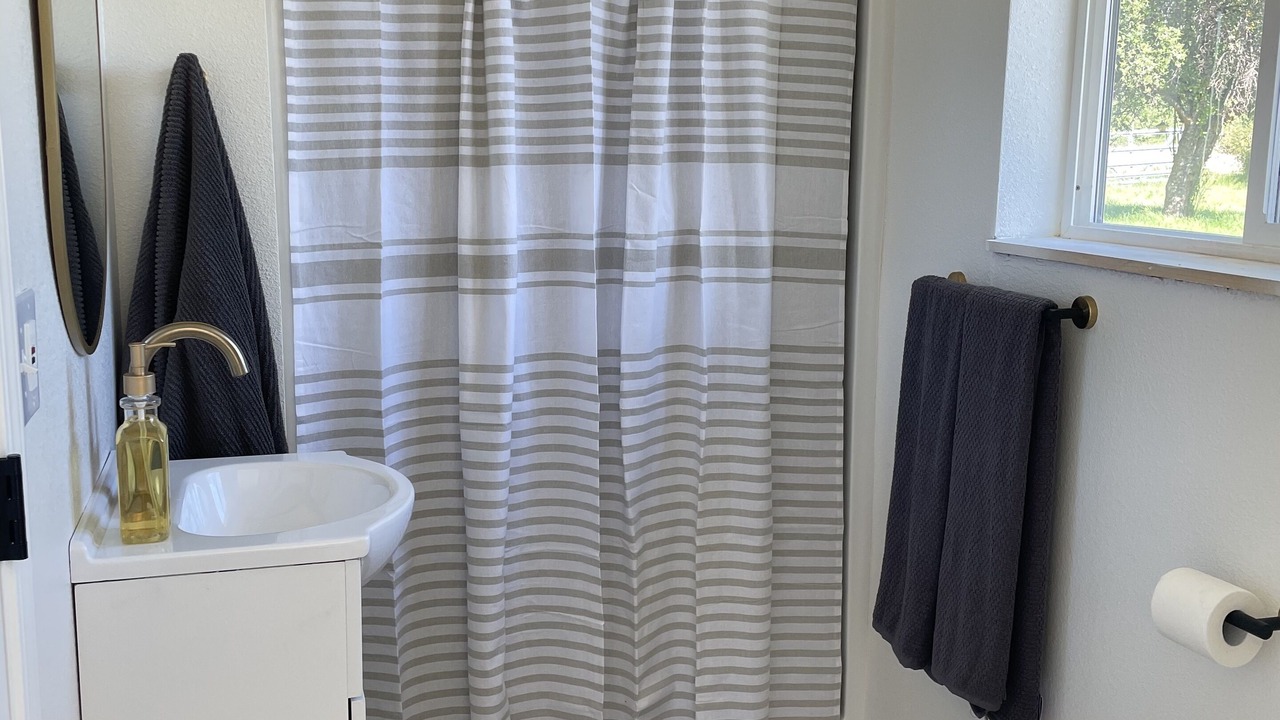 Photo of Bathroom in Shingletown