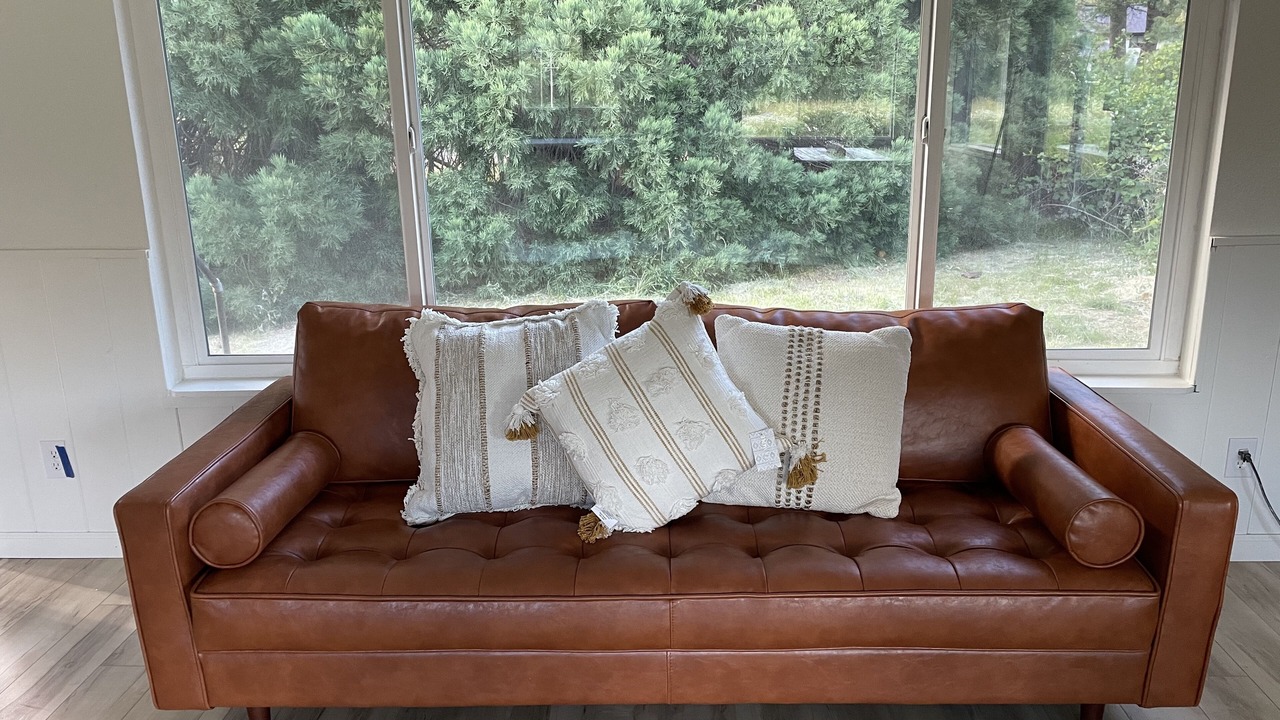 Photo of Livingroom in Shingletown