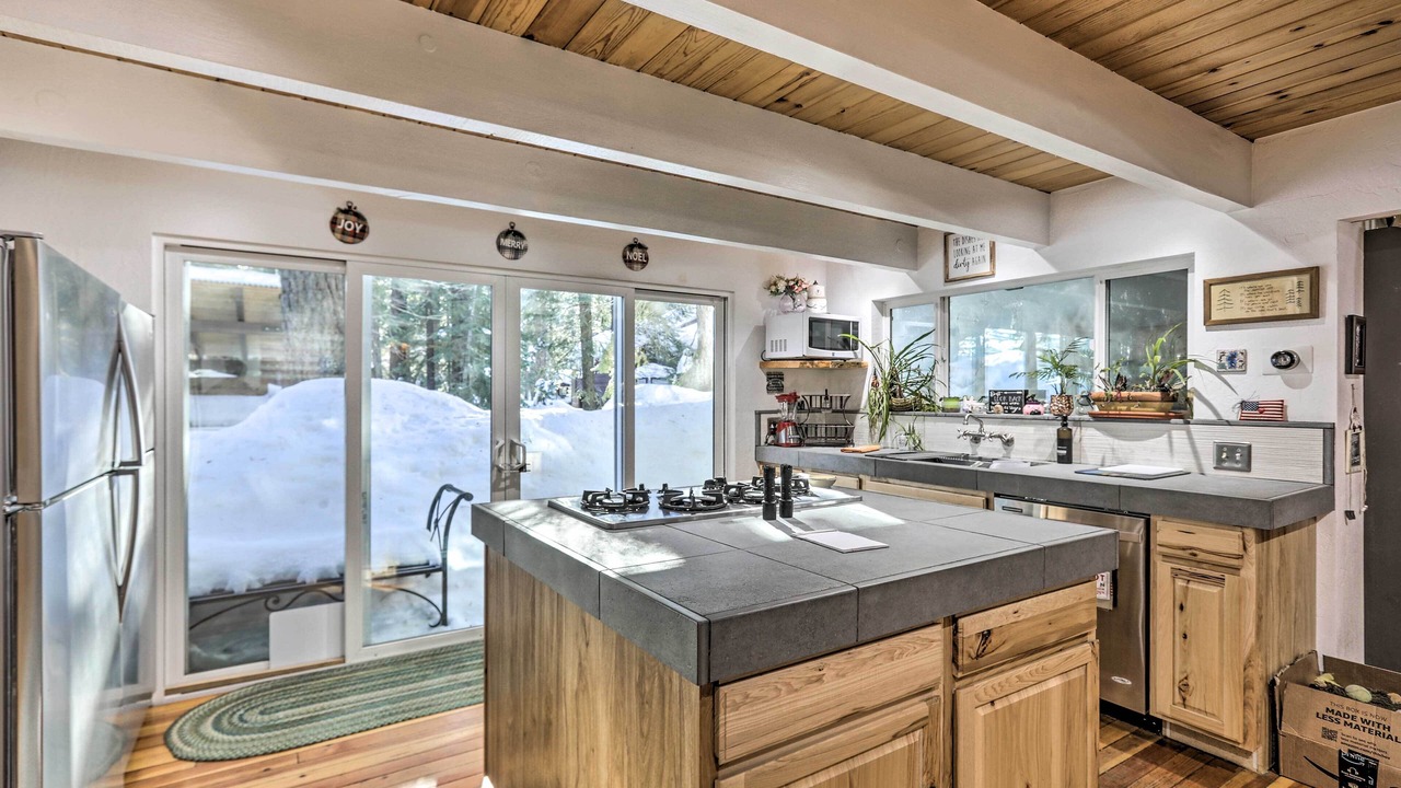 Photo of Kitchen in Tahoe Paradise