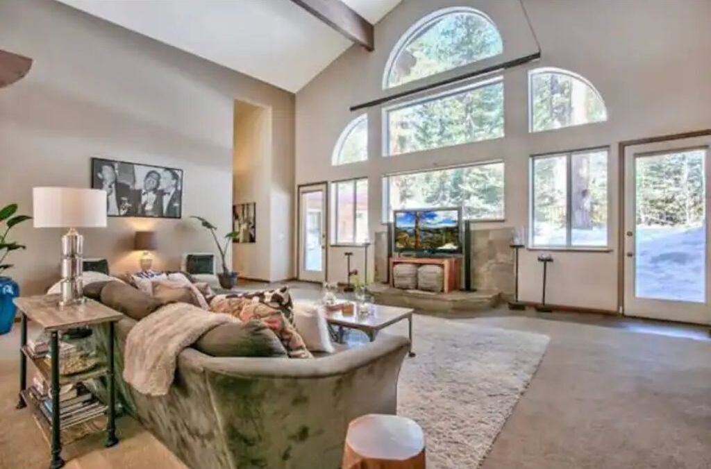 Photo of Livingroom in Incline Village
