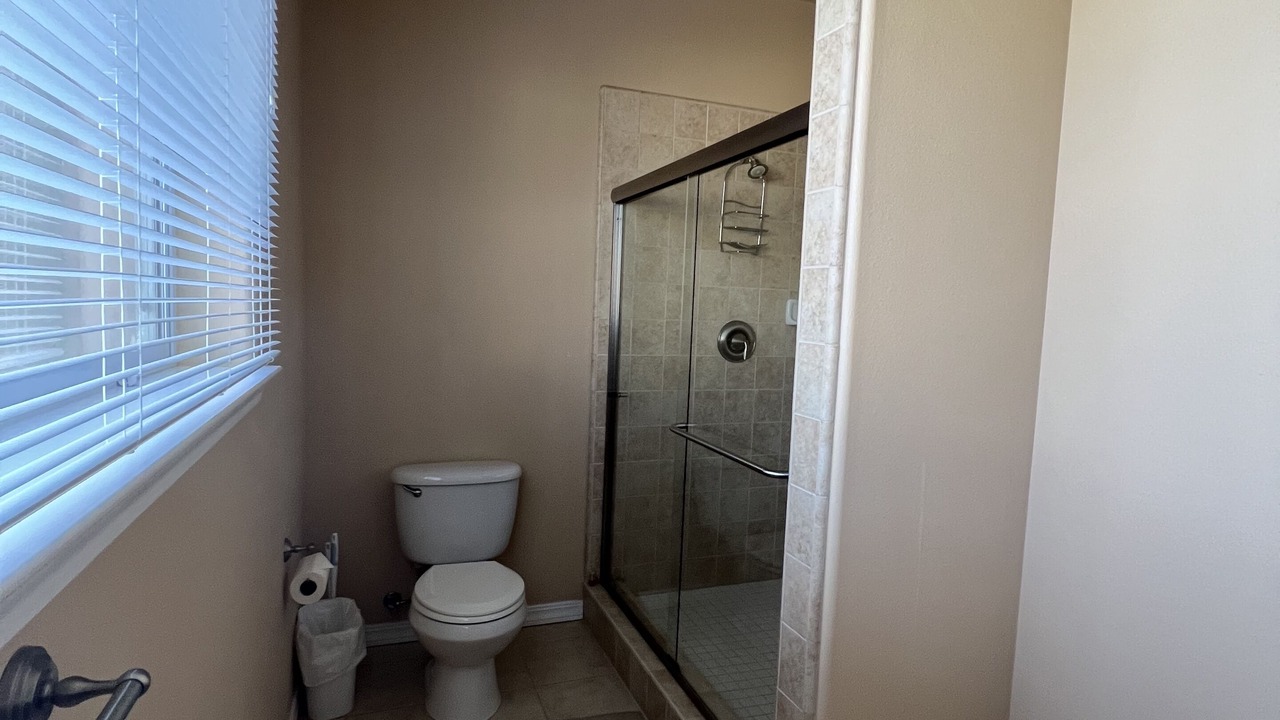 Photo of Bathroom in Oak Shores