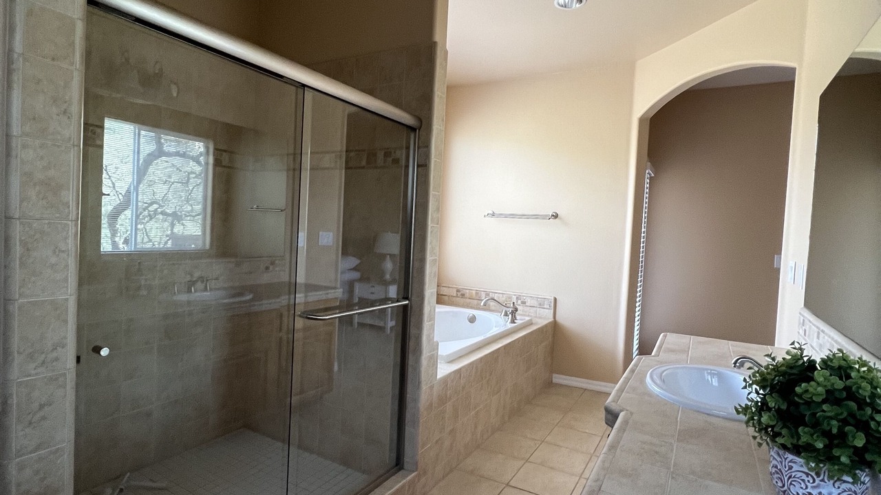 Photo of Bathroom in Oak Shores