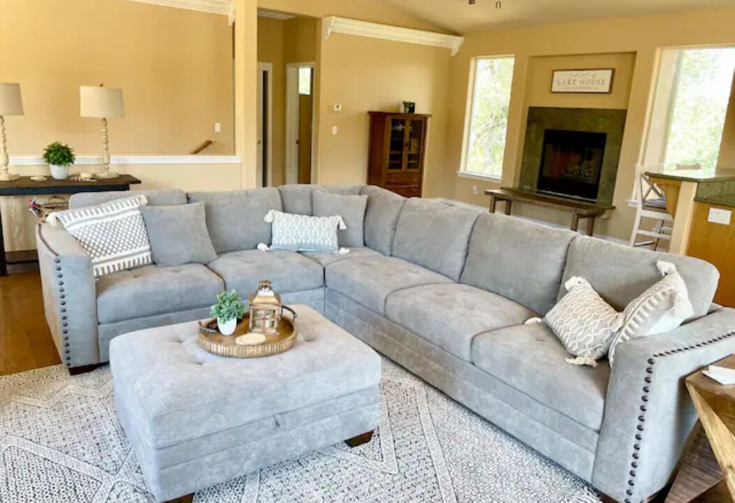 Photo of Livingroom in Oak Shores