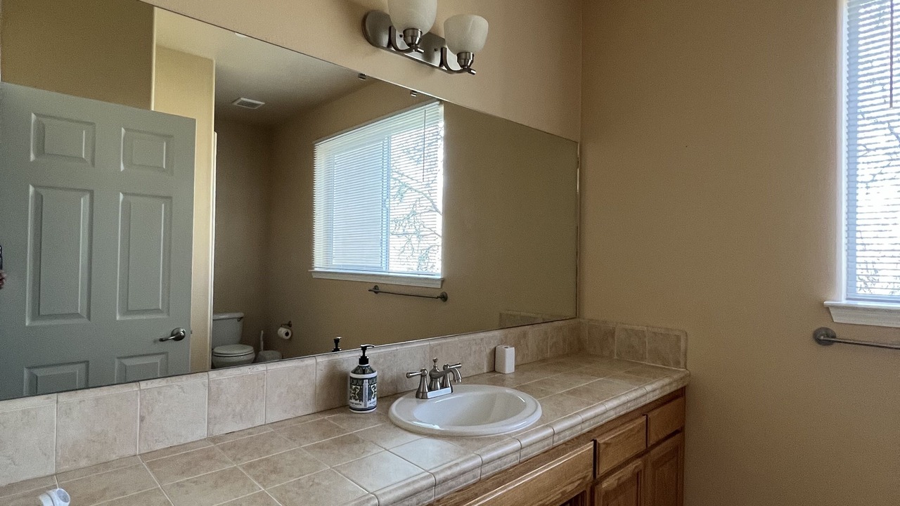 Photo of Bathroom in Oak Shores