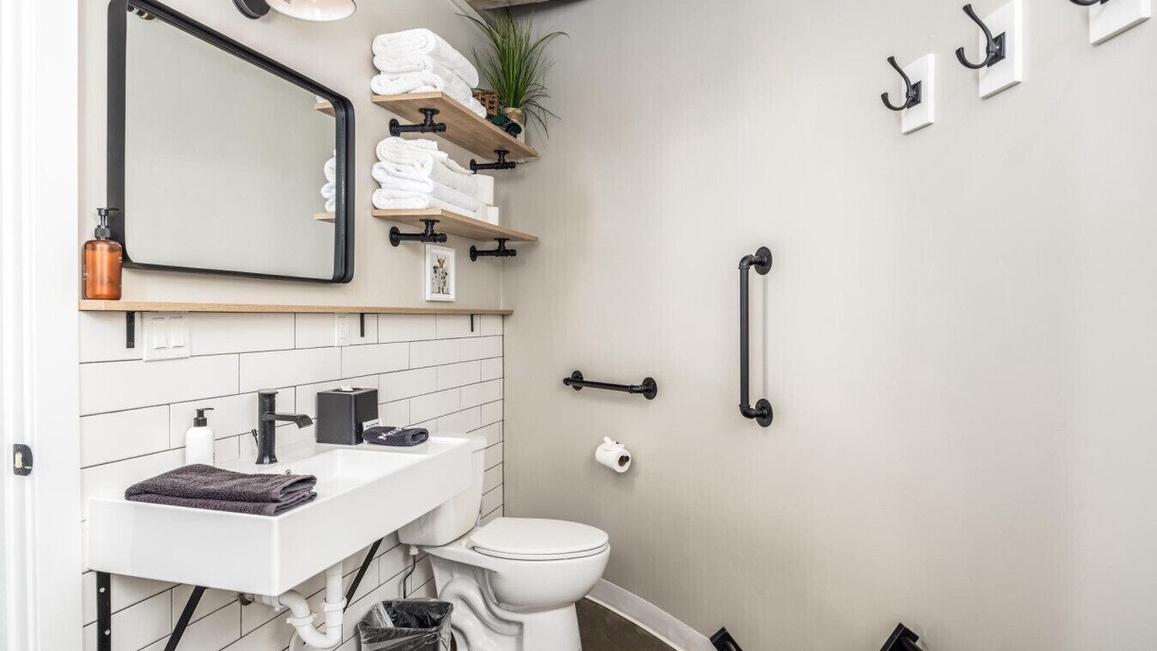 Photo of Bathroom in La Verkin