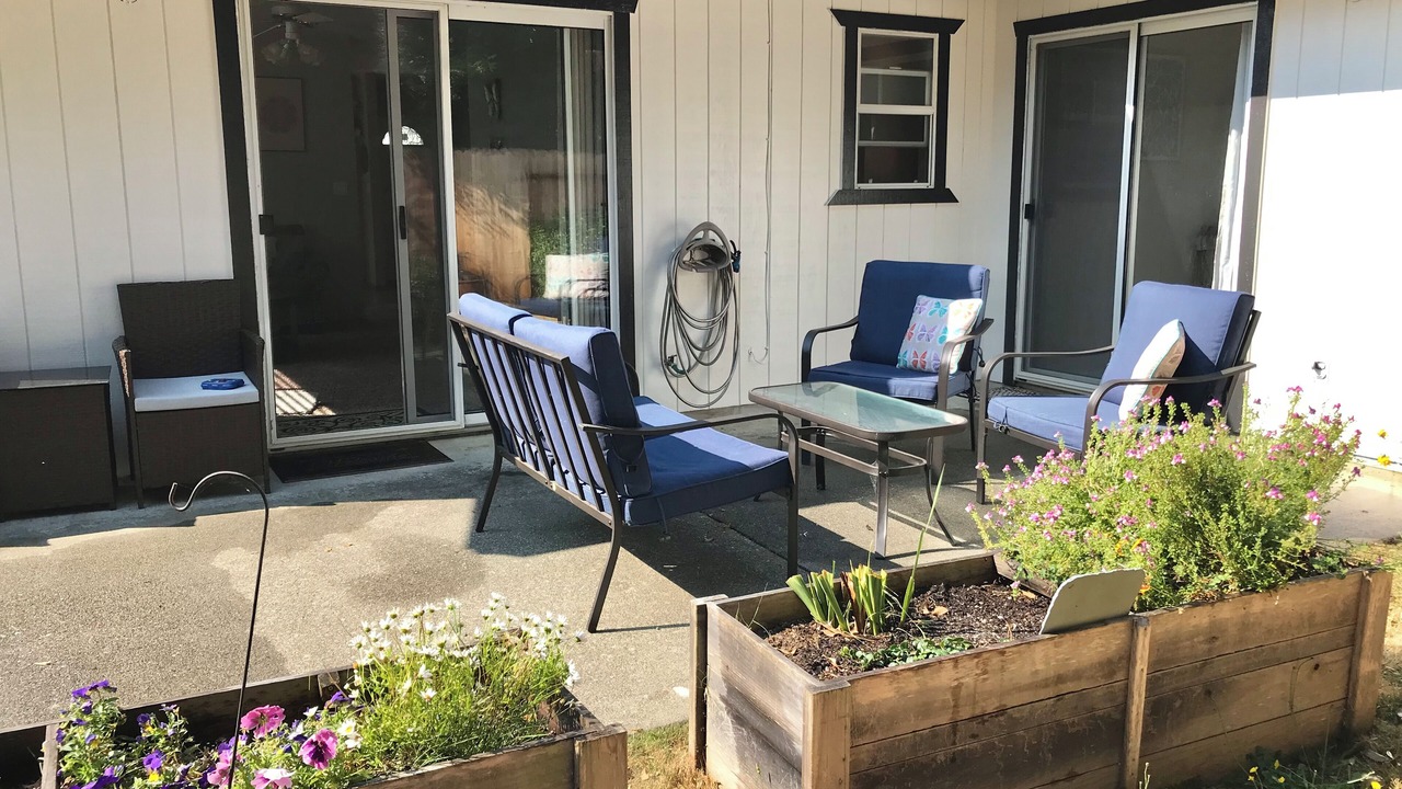 Photo of Patio Balcony in McKinleyville