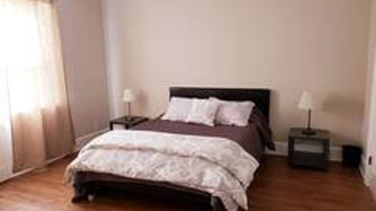 Photo of Bedroom in Alameda