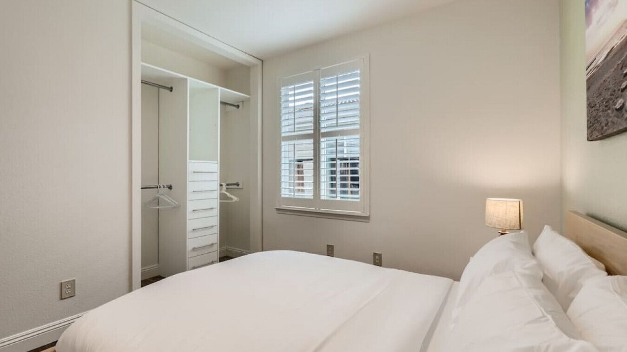 Photo of Bedroom in Roseville