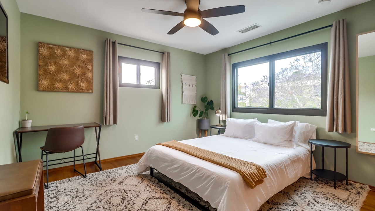 Photo of Bedroom in Harborview
