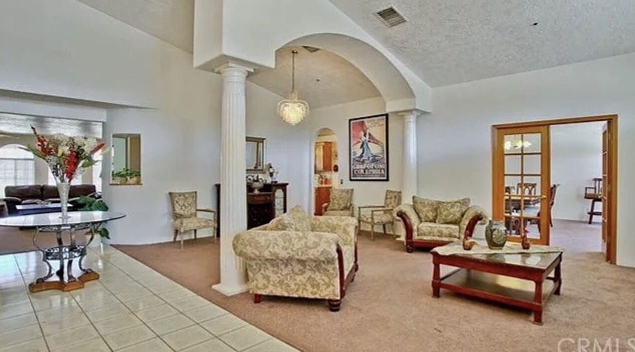 Photo of Livingroom in Hesperia