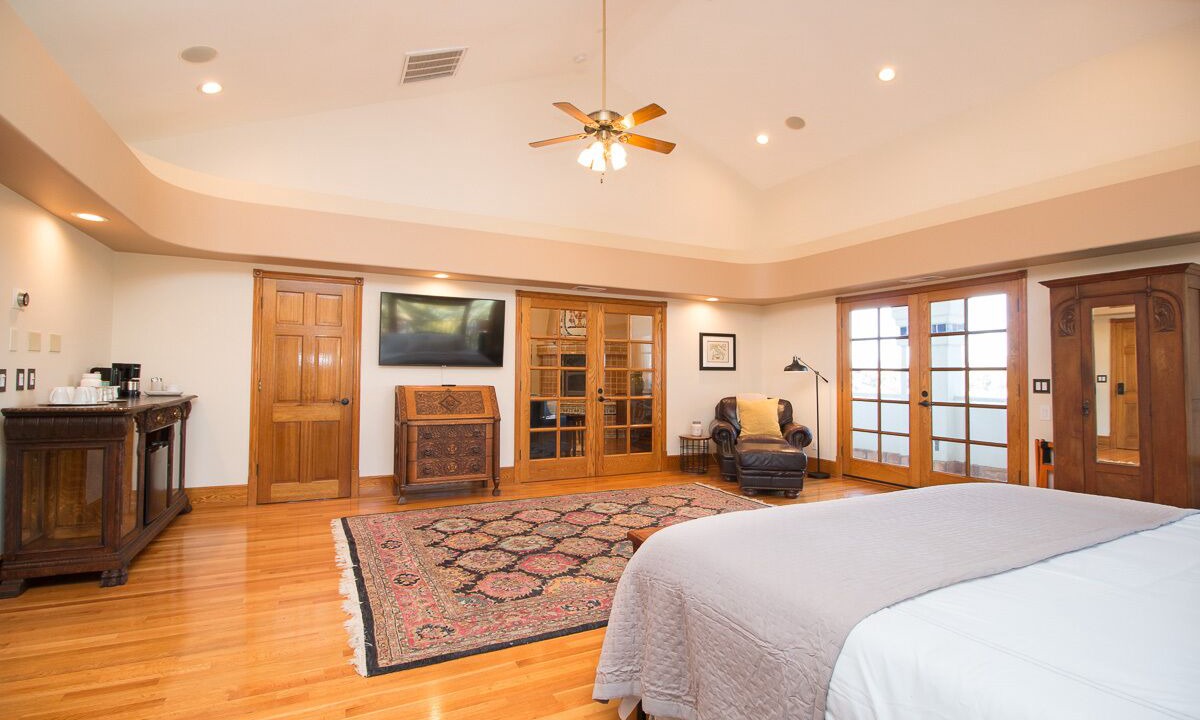 Photo of Bedroom in Templeton