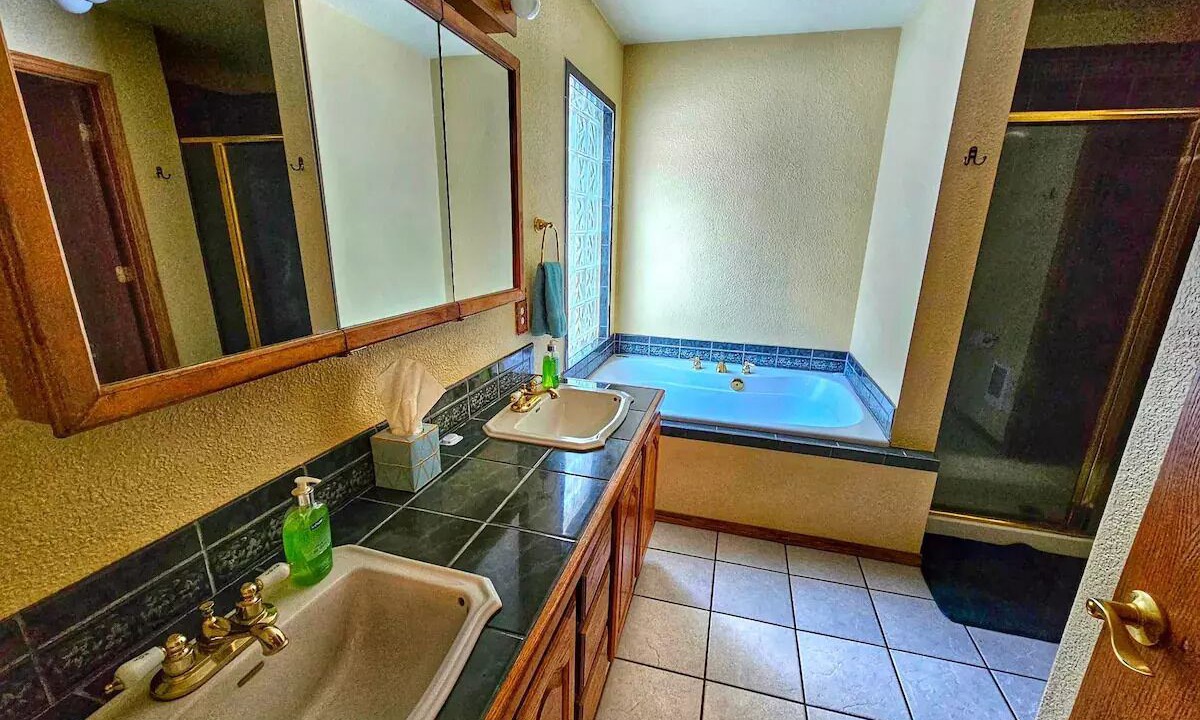 Photo of Bathroom in Susanville