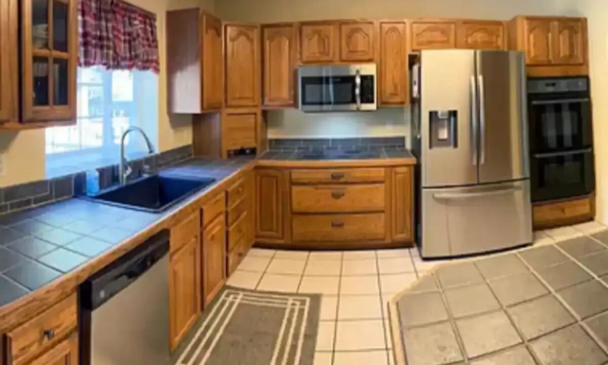 Photo of Kitchen in Susanville