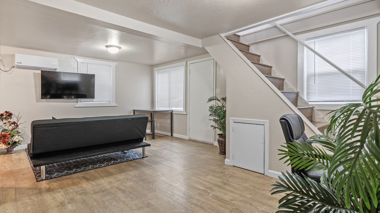 Photo of Livingroom in Sacramento