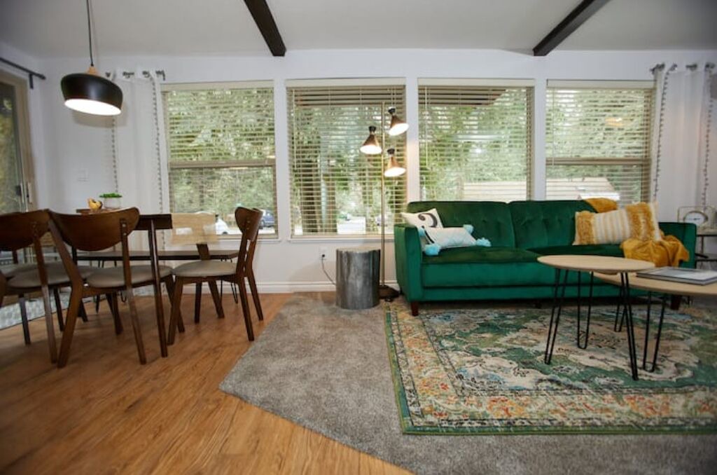 Photo of Livingroom in Mount Hood Village