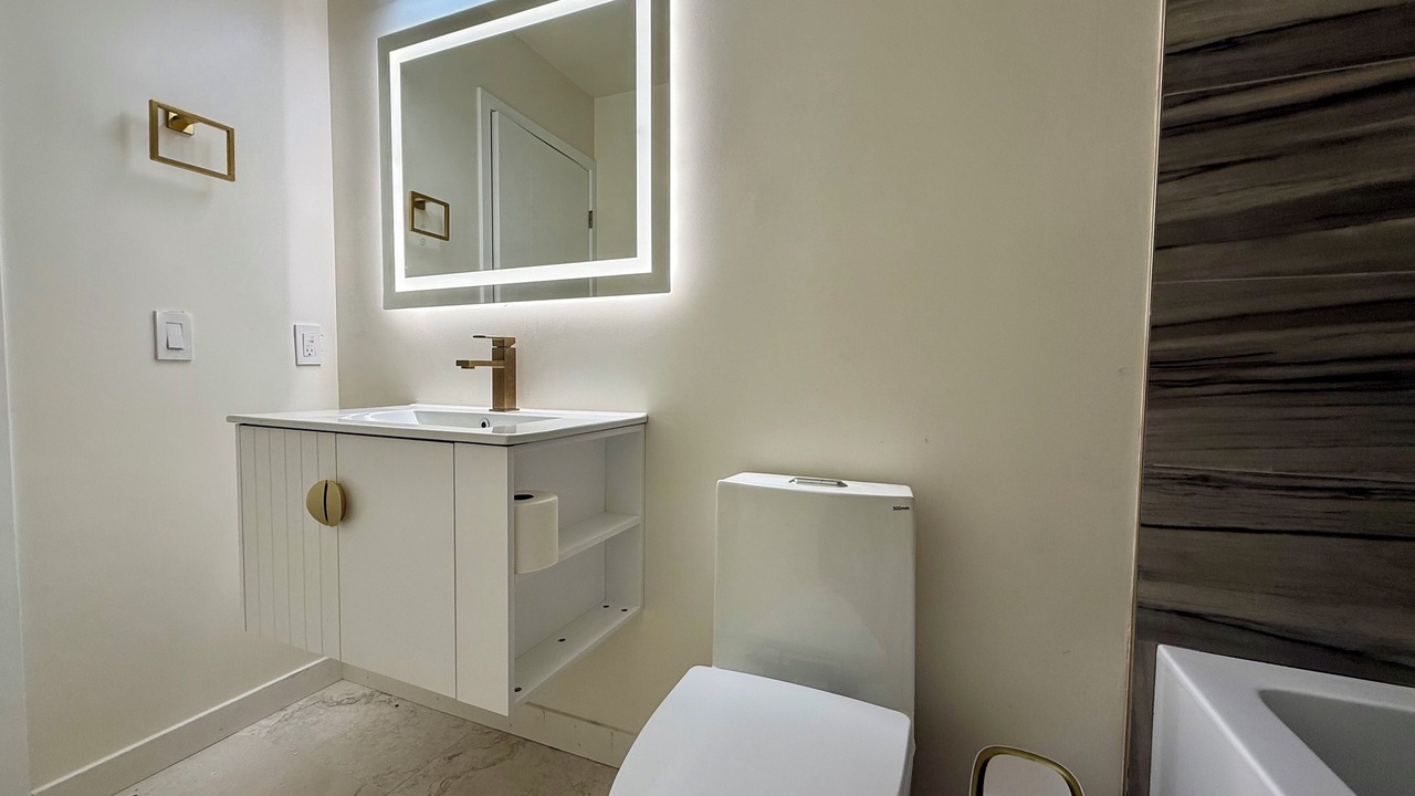 Photo of Bathroom in Quartz Hill