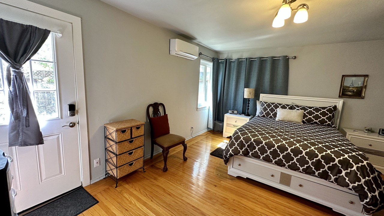 Photo of Bedroom in Walnut Creek
