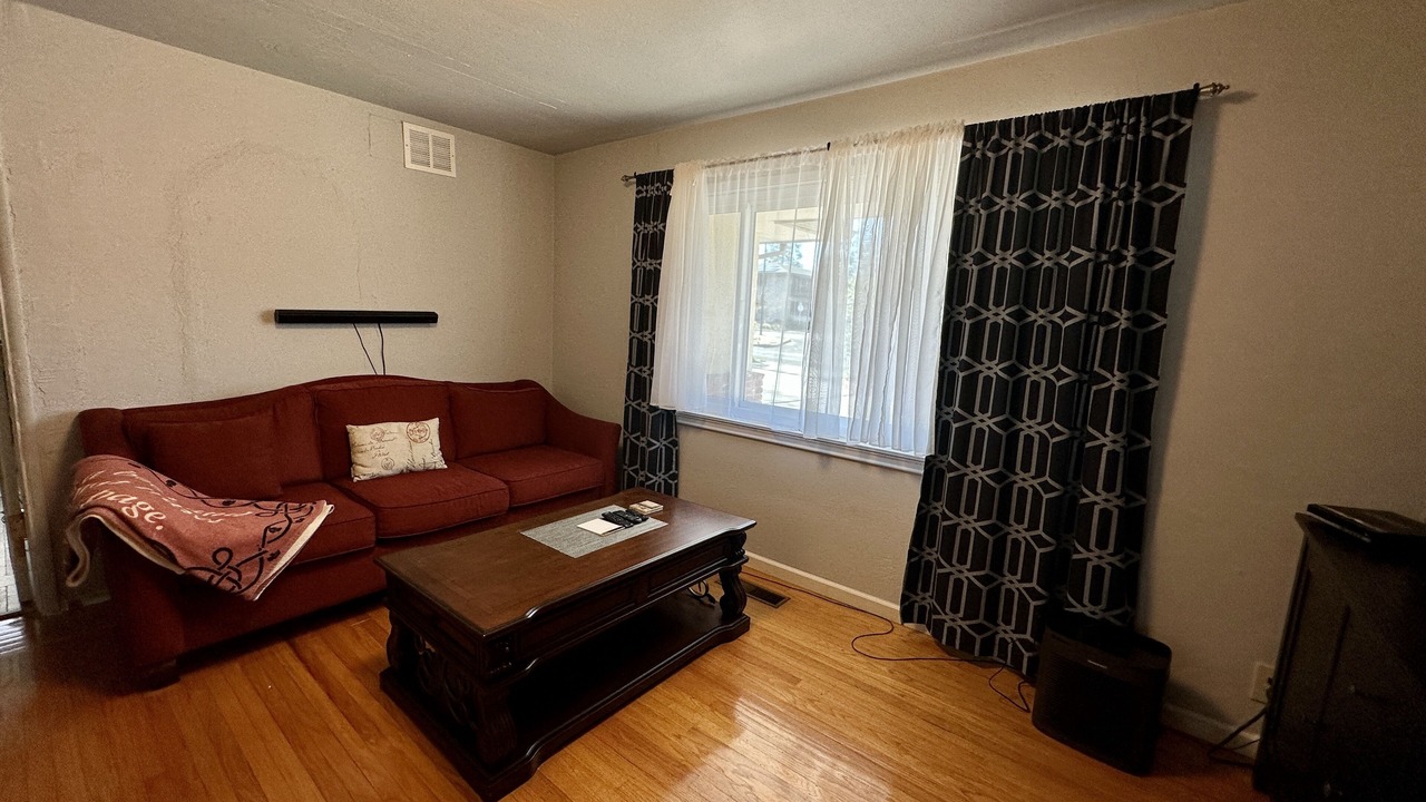 Photo of Livingroom in Walnut Creek