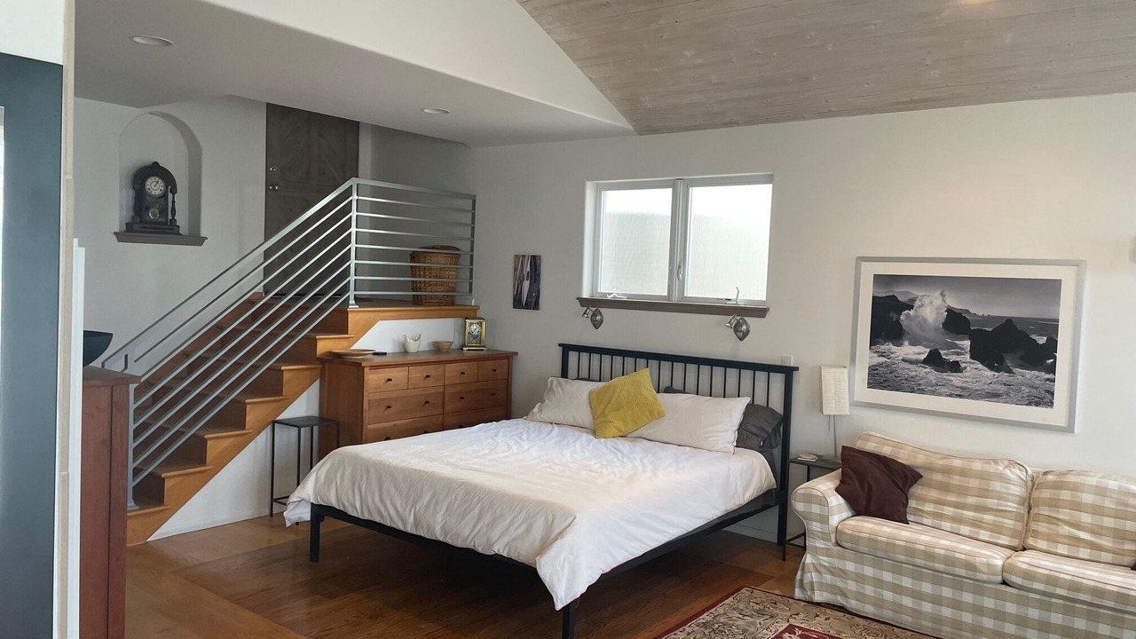 Photo of Bedroom in Shell Beach