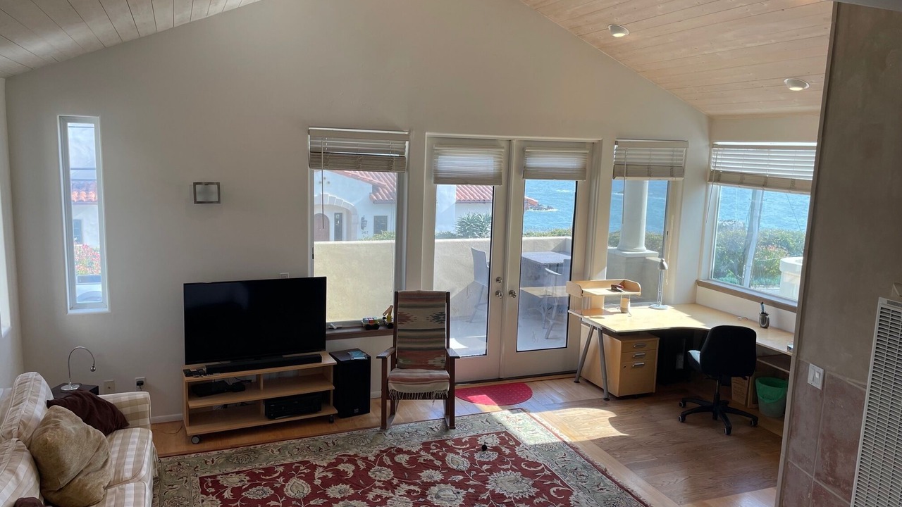Photo of Livingroom in Shell Beach