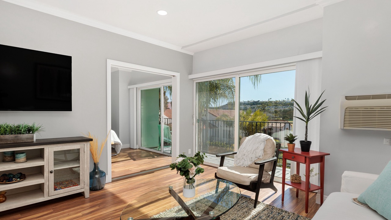Photo of Livingroom in Carlsbad
