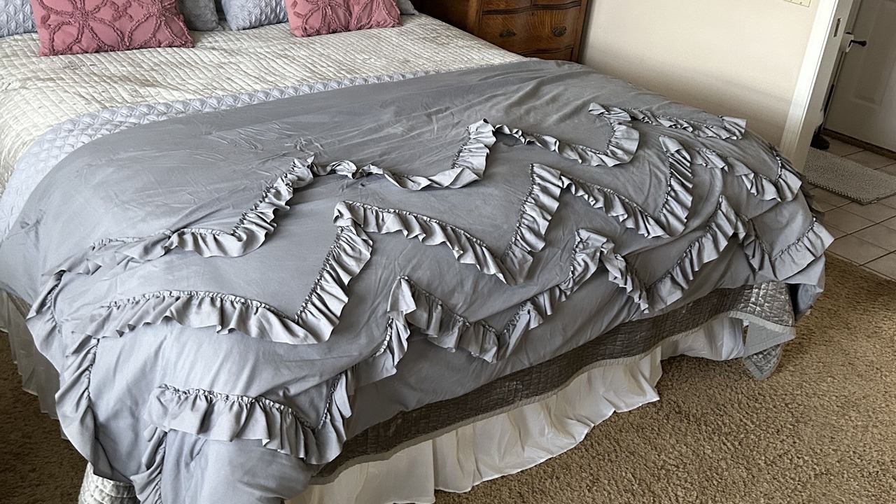 Photo of Bedroom in Valley Center