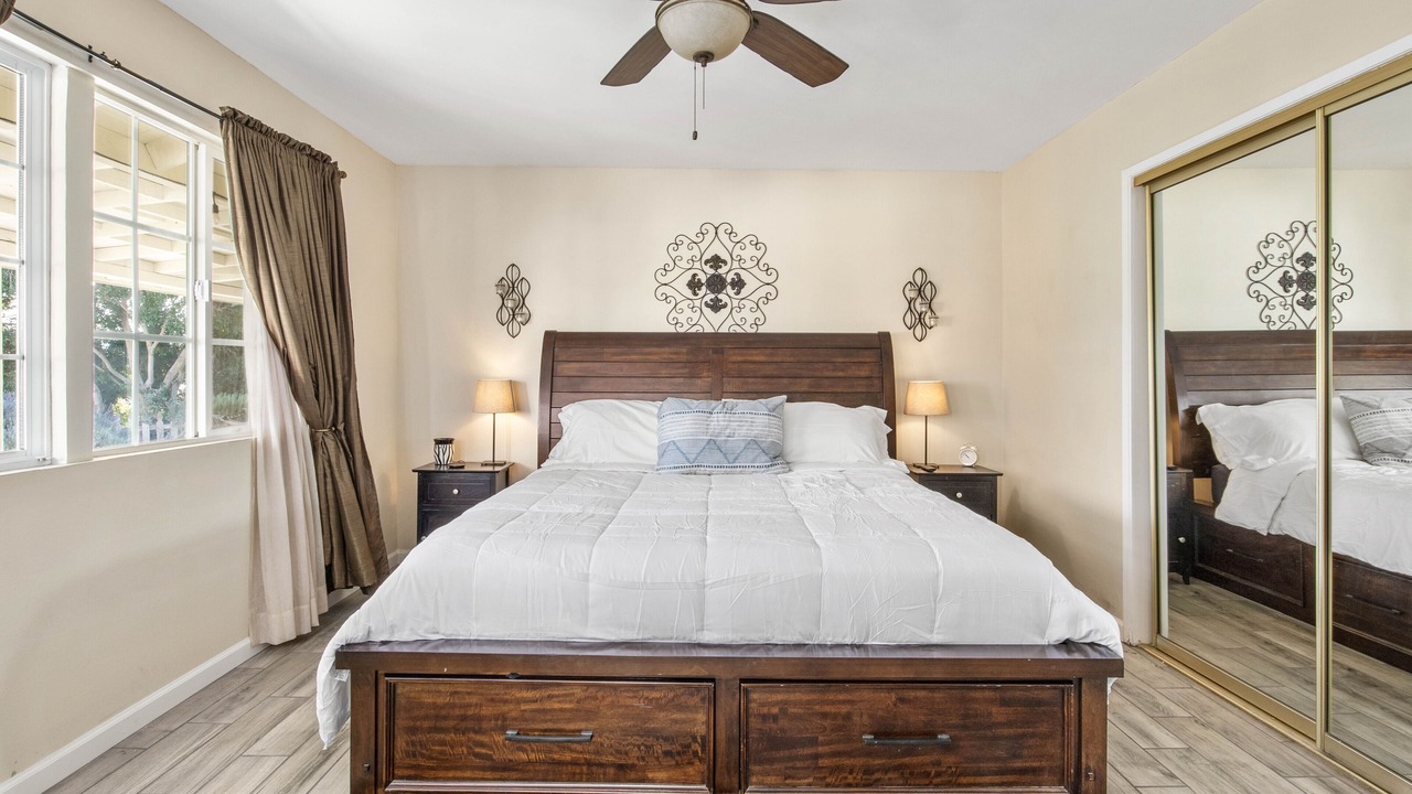 Photo of Bedroom in Vista