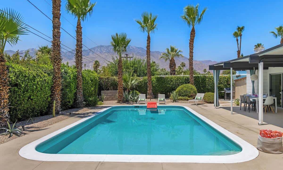 Photo of Outdoor in Sunmor