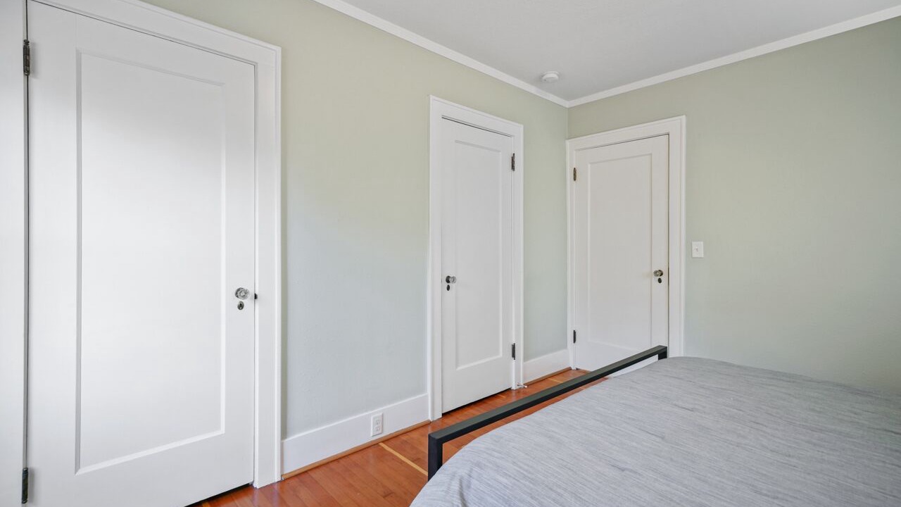 Photo of Bedroom in Central Area