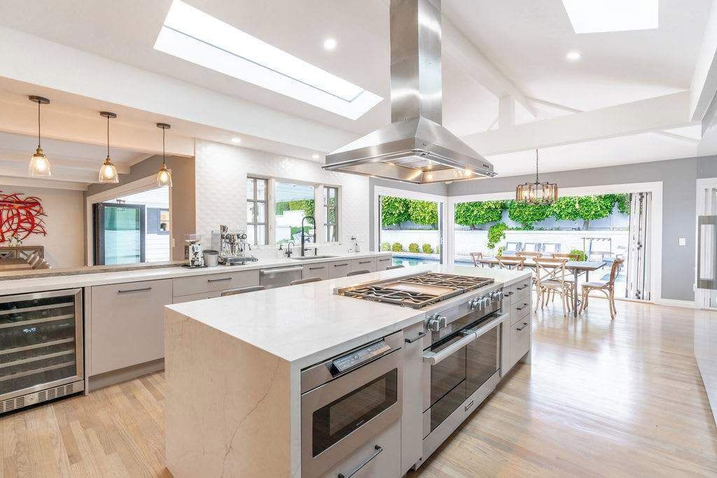 Photo of Kitchen in La Jolla Shores