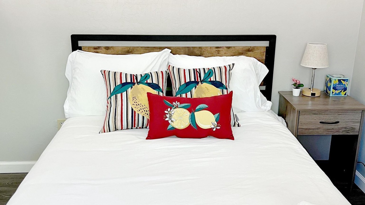 Photo of Bedroom in Los Altos Hills