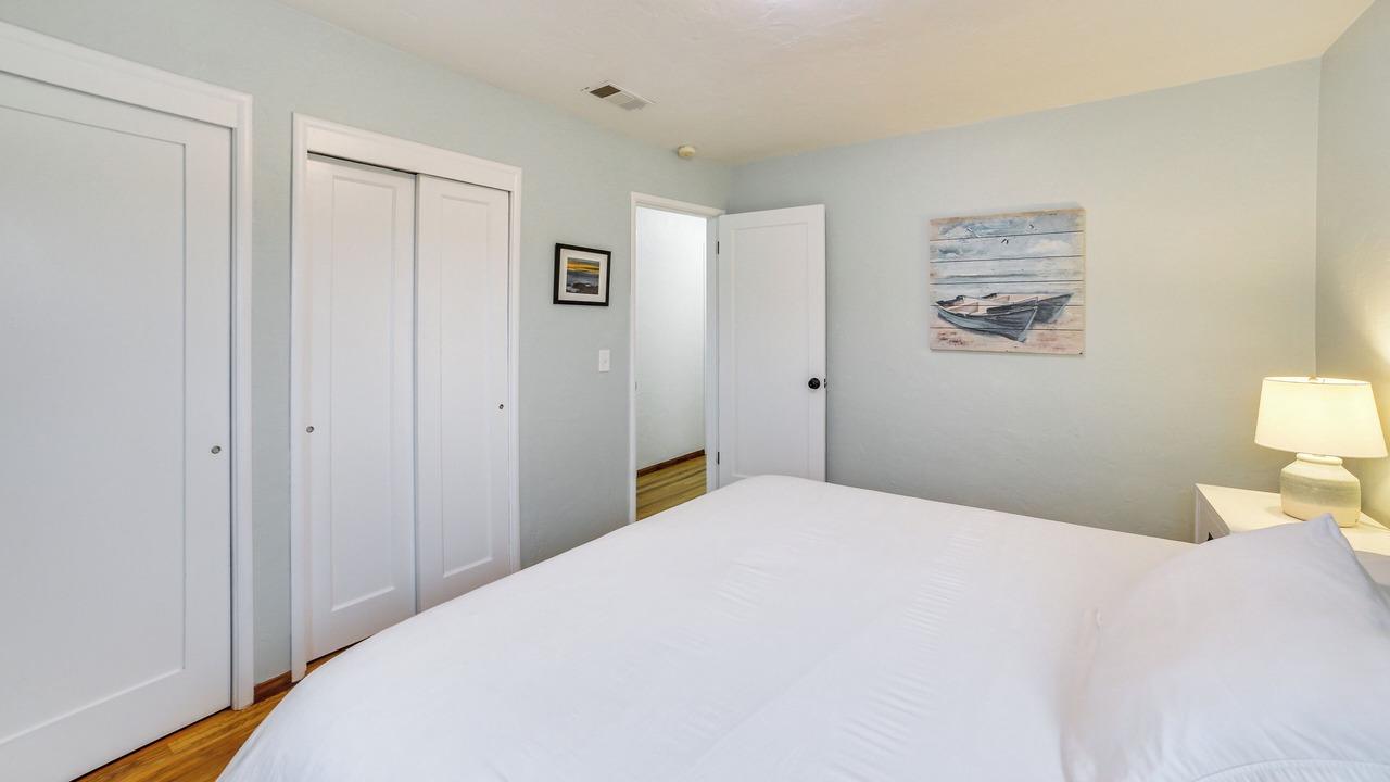 Photo of Bedroom in Seaside