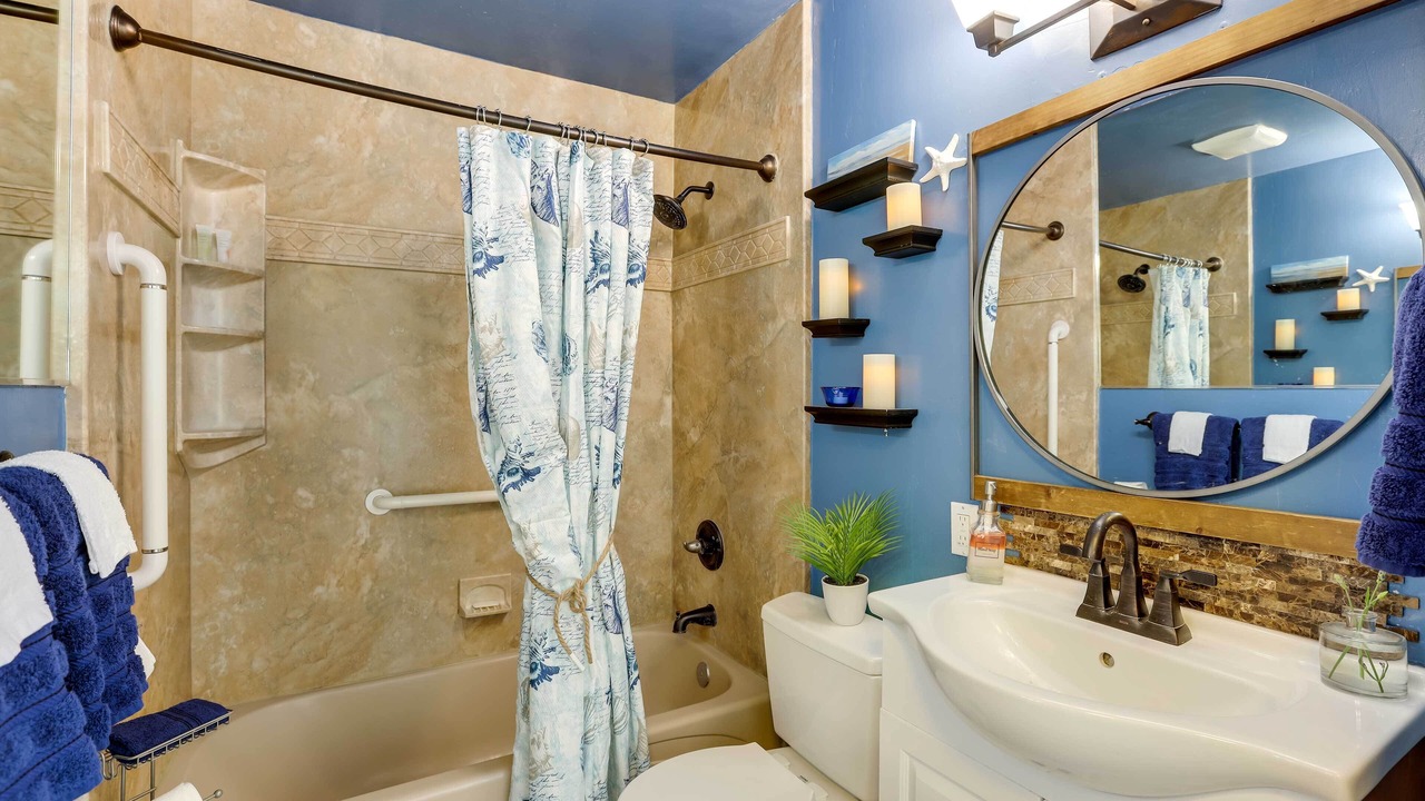 Photo of Bathroom in Oceano