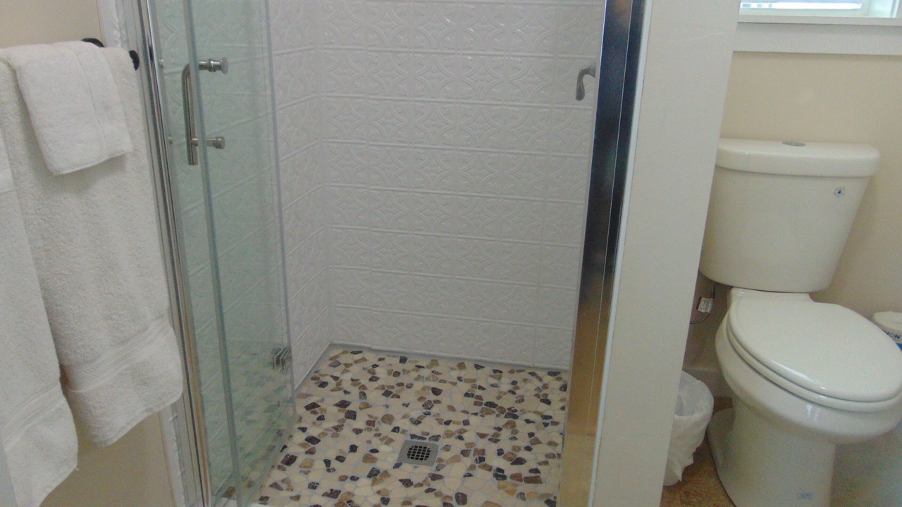 Photo of Bathroom in Canby