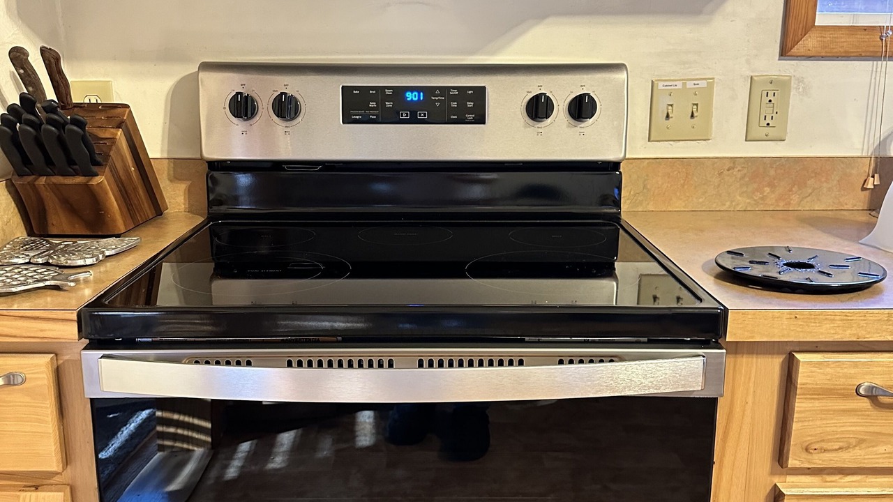 Photo of Kitchen in Winchester Bay