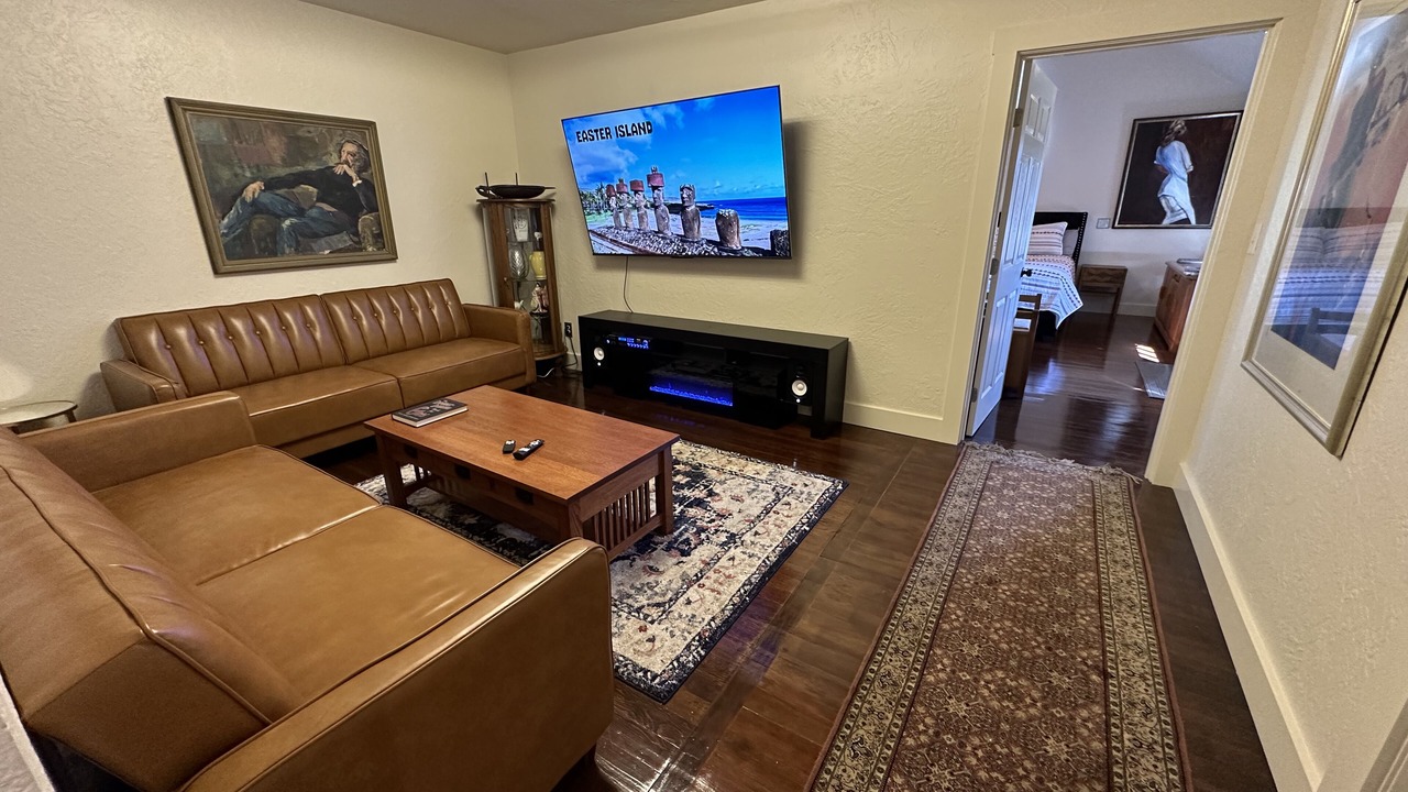 Photo of Livingroom in Boonville