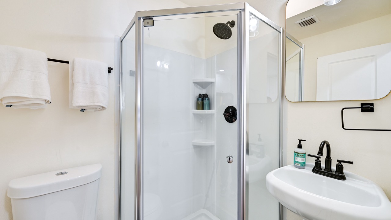 Photo of Bathroom in Lincoln Acres