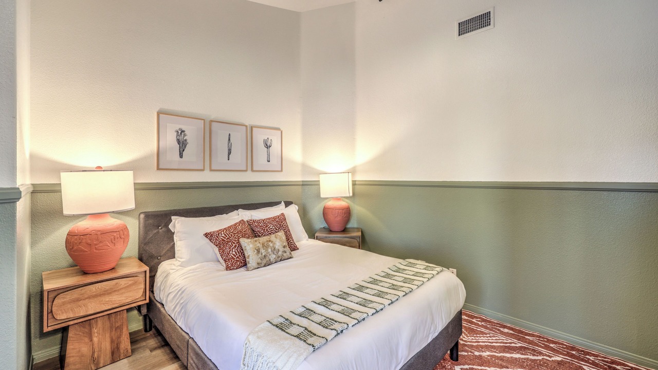 Photo of Bedroom in Silverado Ranch